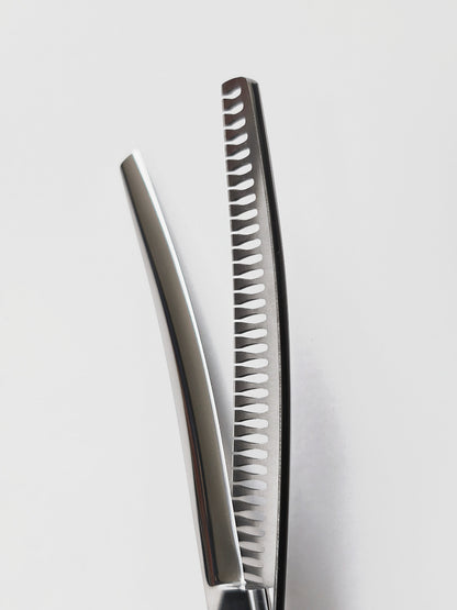 Zora Pet Grooming Curved Blender Shear