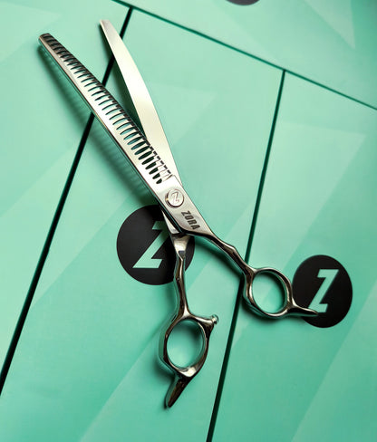 Zora Pet Grooming Curved Blender Shear